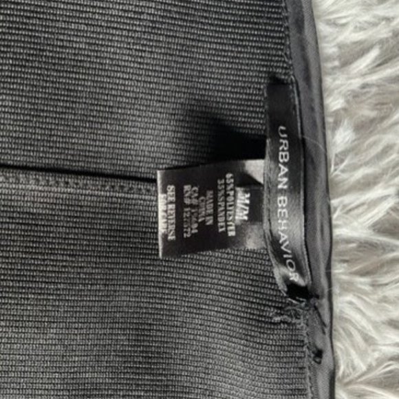URBAN BEHAVIOR, Black Bodycon Mini Skirt, Size M. - Picture 3 of 5